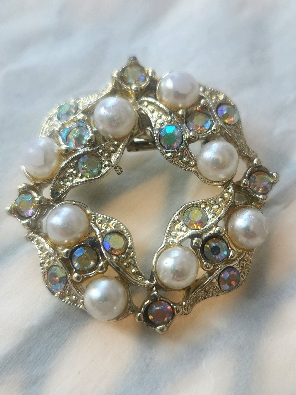 Classic Pearl and Aurora Crystal Circle Brooch - Silver-Tone